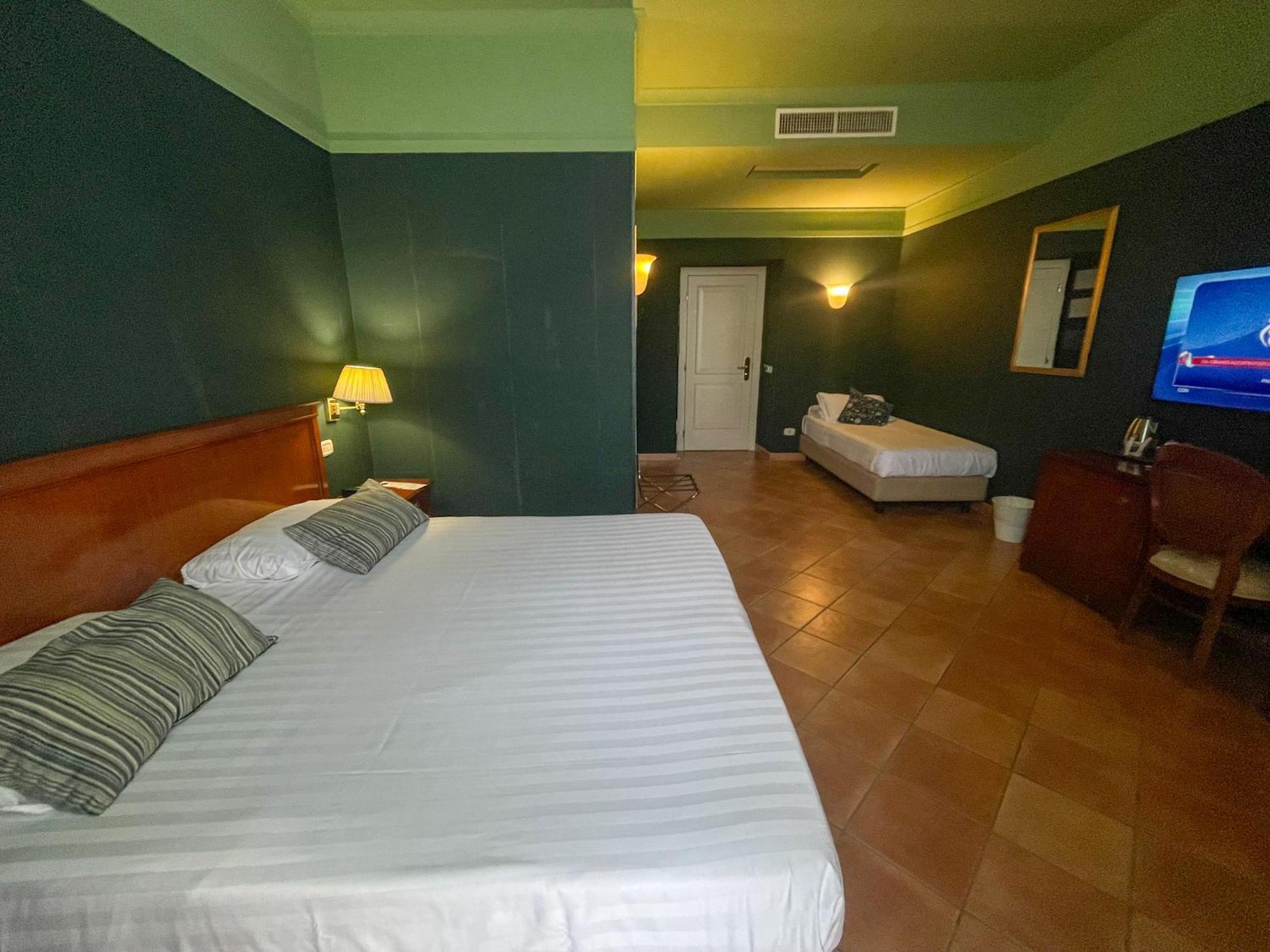 Hotel Nuvo Napoli Ngoại thất bức ảnh